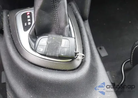 2013 Dodge Dart Limited z USA, uszkodzony, nr VIN 1C3CDFCA9DD342915